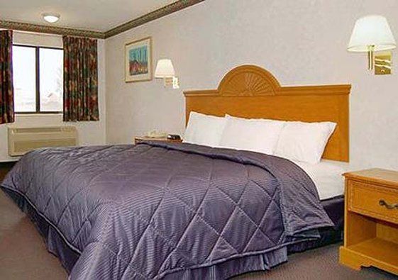 Econo Lodge West - Coors Blvd Albuquerque Room photo